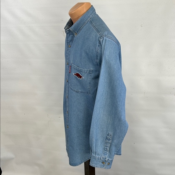 Vintage Arkansas Razorback denim button down collar shirt.  L - Picture 5 of 7